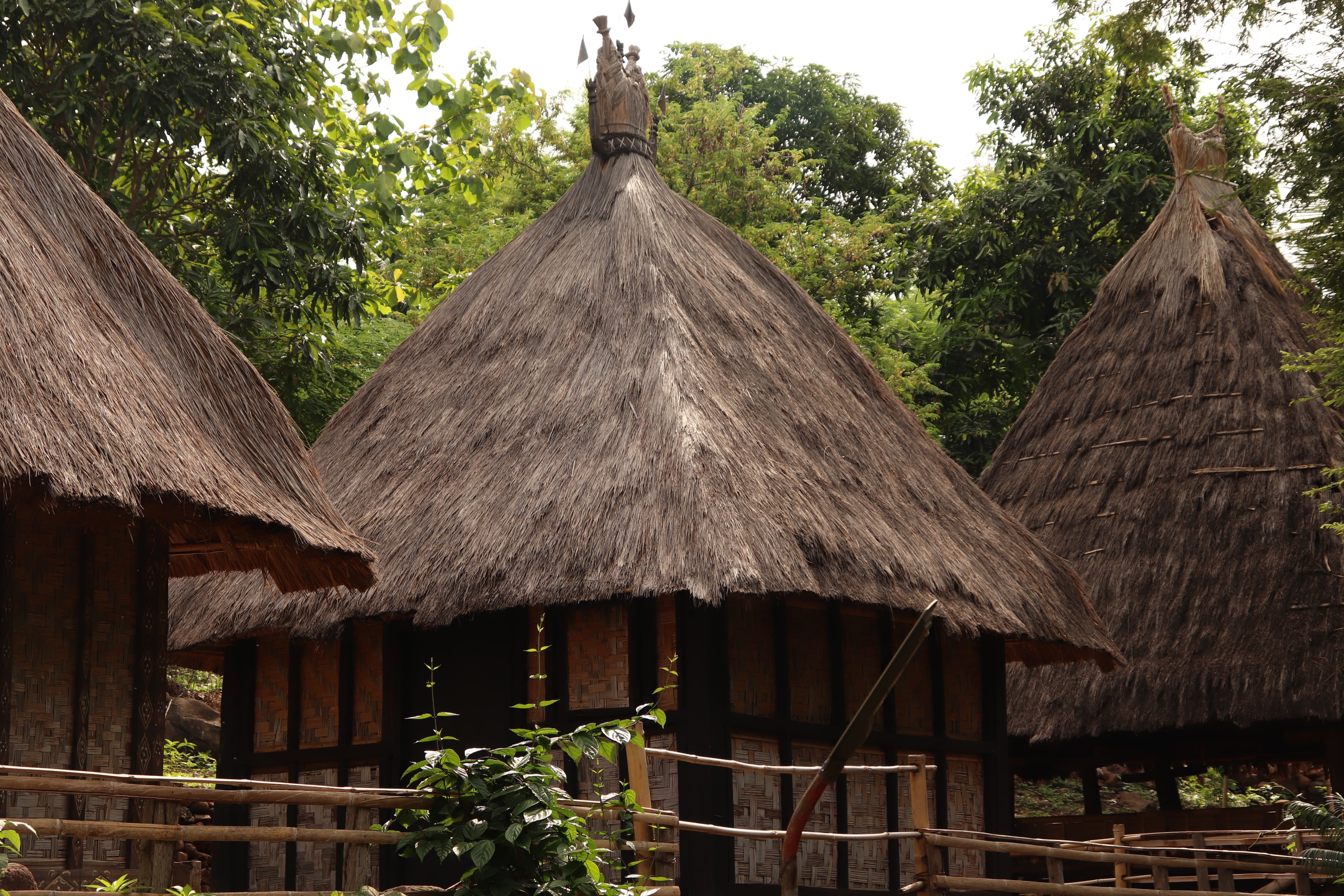 Tenun Ikat Alor "Bunda"