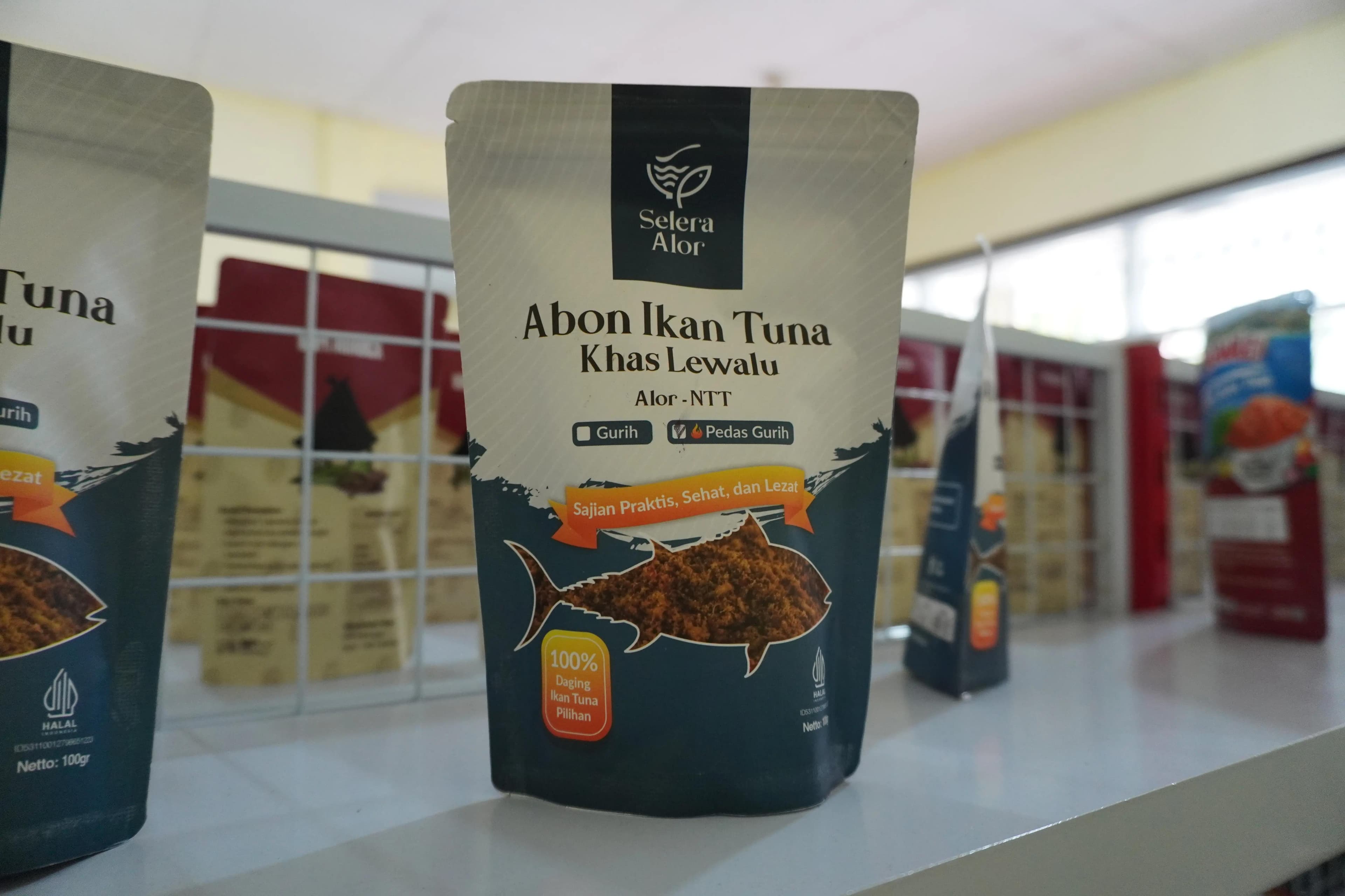 Abon Ikan Tuna Khas Lewalu